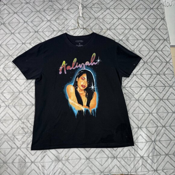 Aaliyah T shirt Vintage retro Spray paint style black - Picture 11 of 11